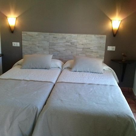 Hostal Suetxe Лос-Аркос Экстерьер фото