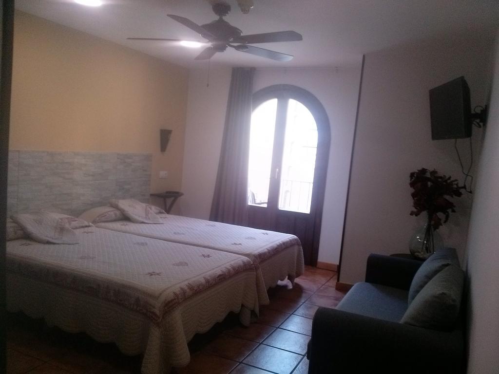 Hostal Suetxe Лос-Аркос Экстерьер фото